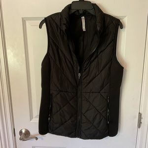 Black bubble vest